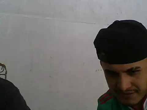 Snapshot of MRdxxx444 chatting on May 25, 7:20 pm MRdxxx444 online show from May 25, 7:20 pm