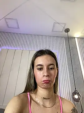 JuliaColemann online show from January 31, 7:11 pm