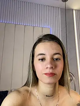 JuliaColemann online show from February 13, 12:12 pm