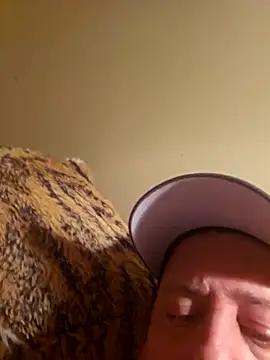 Snapshot of Martin_dick78 chatting on February 24, 10:08 pm Martin dick78 online show from February 24, 10:08 pm