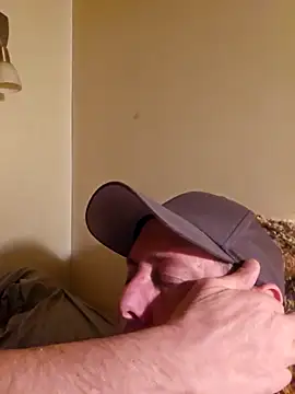 Snapshot of Martin_dick78 chatting on April 22, 1:19 am Martin dick78 online show from April 22, 1:19 am