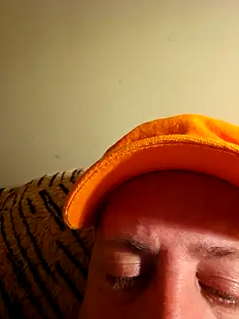 Snapshot of Martin_dick78 chatting on May 9, 8:03 pm Martin dick78 online show from May 9, 8:03 pm