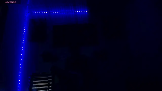 Tatoo Noah online show from April 2, 12:58 pm