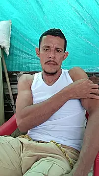 juanmaur22 online show from February 27, 5:35 pm