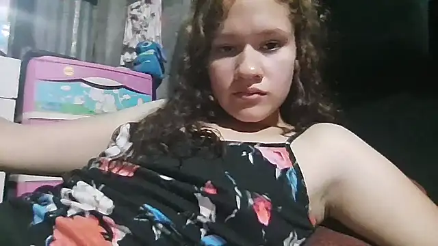 Jessy2000NS online show from February 7, 3:32 am