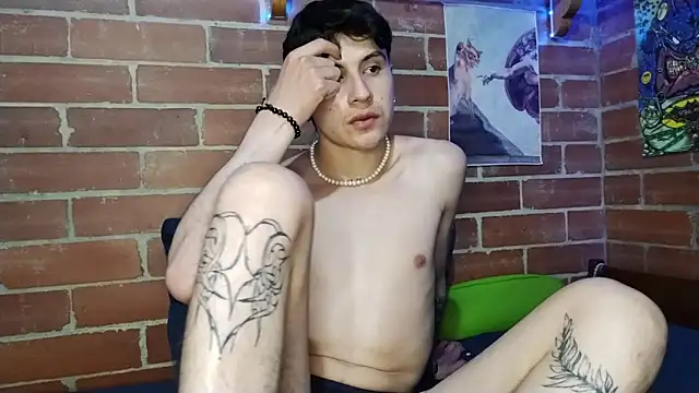 Snapshot of PaulDamico chatting on March 2, 5:08 am PaulDamico online show from March 2, 5:08 am