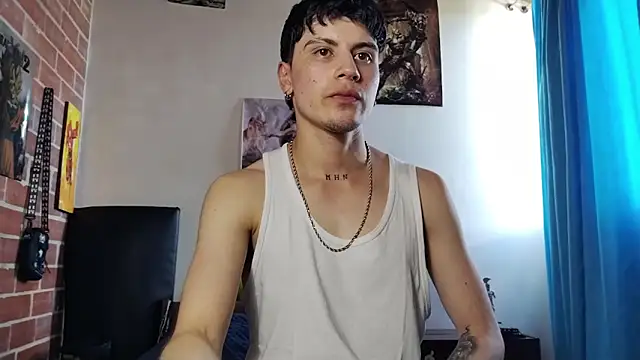 Snapshot of PaulDamico chatting on May 3, 6:58 pm PaulDamico online show from May 3, 6:58 pm