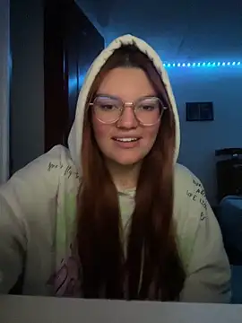 Snapshot of Vixroy7 chatting on February 7, 11:19 pm Vixroy7 online show from February 7, 11:19 pm