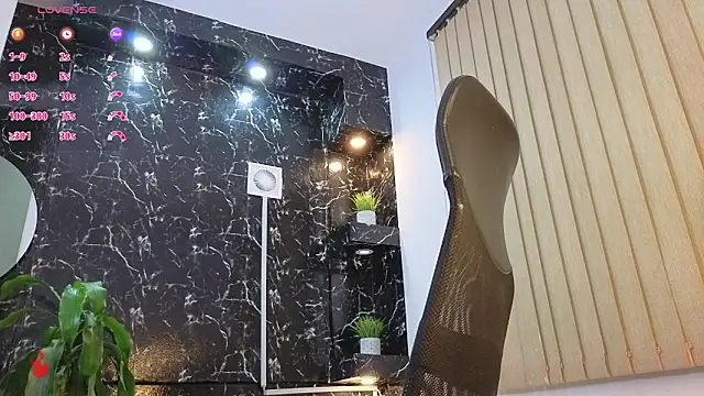 mister eithan online show from April 18, 2:37 am