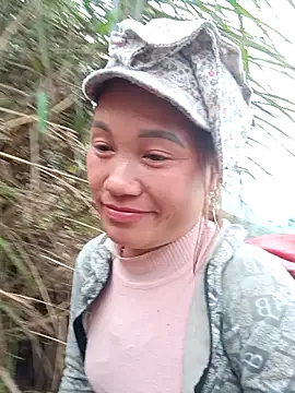 cutebobi online show from March 13, 2:07 am