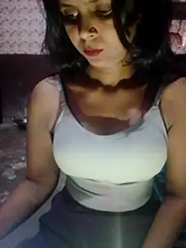 Ayesha Khan1 online show from April 11, 8:40 am