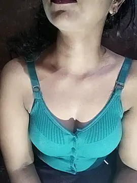 Snapshot of Ayesha_Khan1 chatting on April 27, 11:08 am Ayesha Khan1 online show from April 27, 11:08 am