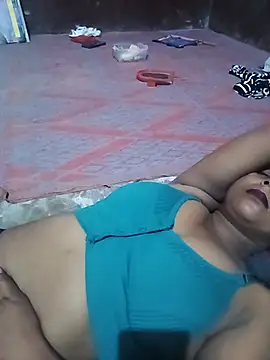 Snapshot of Ayesha_Khan1 chatting on July 23, 12:46 am Ayesha Khan1 online show from July 23, 12:46 am