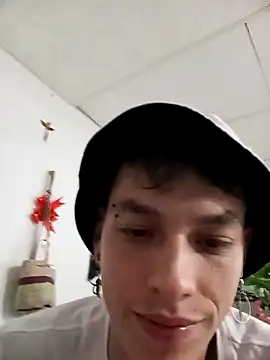 Snapshot of blackninja66 chatting on February 13, 2:35 pm blackninja66 online show from February 13, 2:35 pm