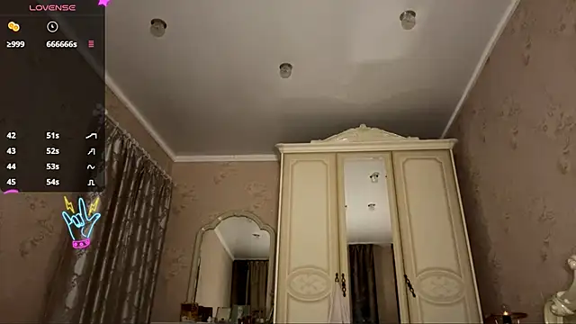 MistressBabe online show from April 17, 5:49 pm