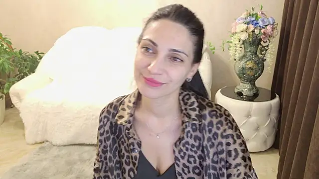 LovelyBeatrice online show from March 1, 11:01 am