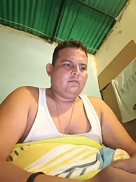 Snapshot of THONETE chatting on June 7, 10:35 pm THONETE online show from June 7, 10:35 pm