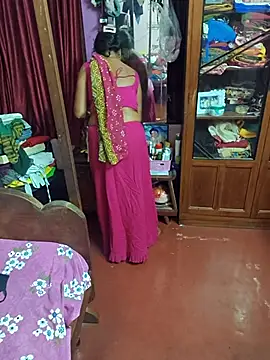 Little-Roshni online show from April 10, 6:01 pm