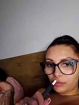 Snapshot of HiddendesireXO01 chatting on February 17, 8:26 pm HiddendesireXO01 online show from February 17, 8:26 pm