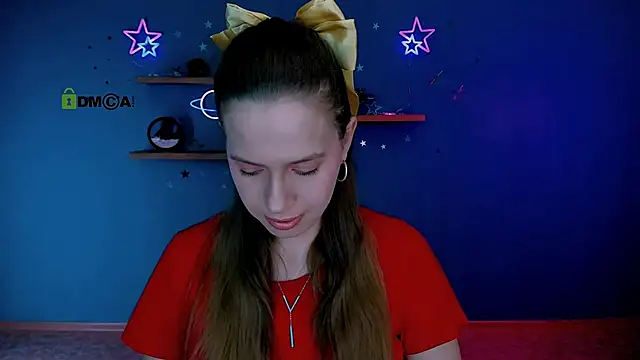 Snapshot of lumi_soft chatting on February 17, 8:44 am lumi soft online show from February 17, 8:44 am