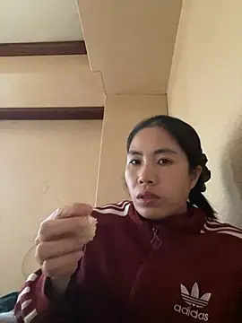 Snapshot of Keola_kwad chatting on February 7, 3:10 am Keola kwad online show from February 7, 3:10 am