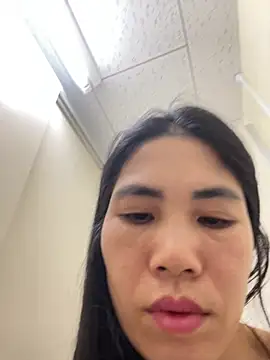 Snapshot of Keola_kwad chatting on February 22, 11:14 pm Keola kwad online show from February 22, 11:14 pm