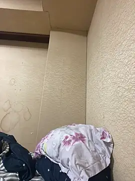 Snapshot of Keola_kwad chatting on February 24, 12:14 pm Keola kwad online show from February 24, 12:14 pm