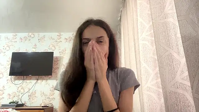 Snapshot of PagedLard chatting on February 9, 10:19 am PagedLard online show from February 9, 10:19 am