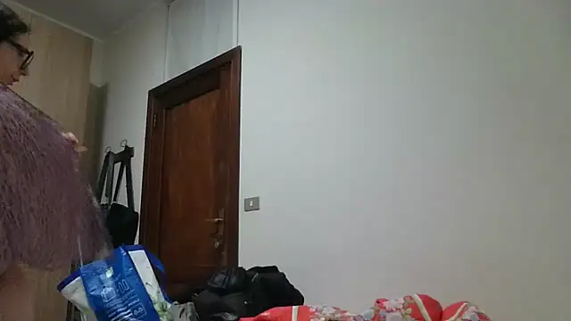 Snapshot of Miasexmilf chatting on March 3, 5:41 pm Miasexmilf online show from March 3, 5:41 pm