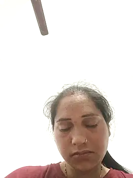 Cute-karisma1234 online show from March 2, 8:15 pm