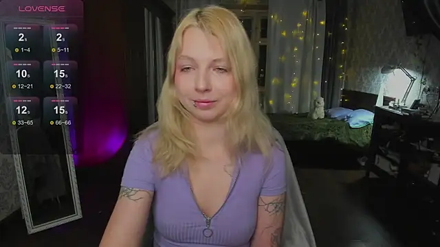 yourlovelyeve online show from February 15, 4:25 pm