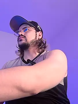 Snapshot of Derek_Vow chatting on February 18, 5:36 am Derek Vow online show from February 18, 5:36 am