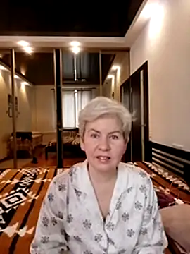 Snapshot of AvaSwan5354 chatting on February 8, 8:18 am AvaSwan5354 online show from February 8, 8:18 am