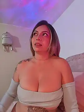 Snapshot of BellaDonna_16 chatting on February 15, 2:08 am BellaDonna 16 online show from February 15, 2:08 am