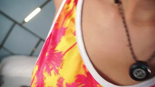 karol sm online show from April 7, 3:07 am