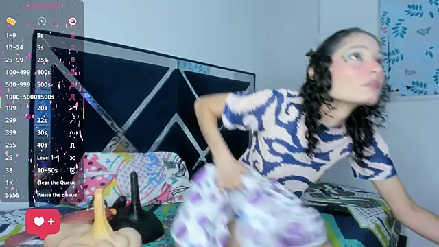 Ninna Vergara online show from March 3, 1:23 am