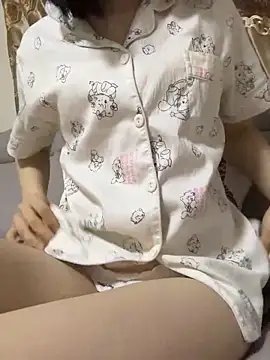 Snapshot of miaomiaou_ chatting on April 25, 4:37 pm miaomiaou online show from April 25, 4:37 pm