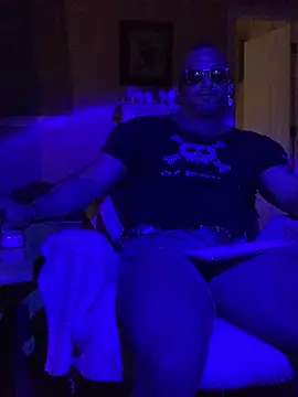 Snapshot of daddydonkey84 chatting on March 2, 5:08 am daddydonkey84 online show from March 2, 5:08 am