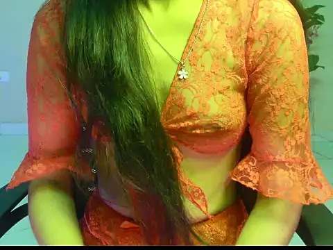 Snapshot of Saanvi_01 chatting on February 14, 3:36 am Saanvi 01 online show from February 14, 3:36 am