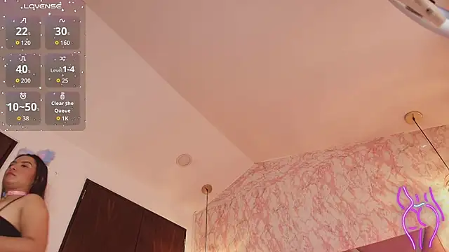 Snapshot of SOPHIIE_LUX_ chatting on March 3, 7:20 pm SOPHIIE LUX online show from March 3, 7:20 pm