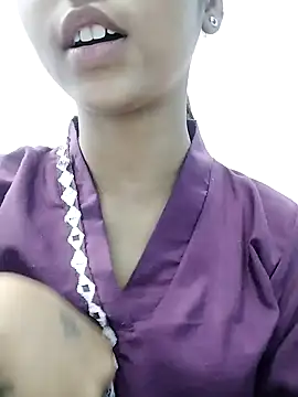 Snapshot of Noor-09- chatting on February 7, 9:02 am Noor-09- online show from February 7, 9:02 am