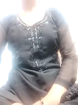 Snapshot of Noor-09- chatting on February 23, 10:34 am Noor-09- online show from February 23, 10:34 am