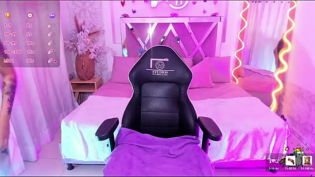 JENNA TAY1 online show from March 17, 6:55 pm