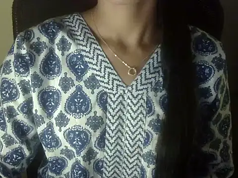 Snapshot of Khushi_v chatting on March 3, 7:20 pm Khushi v online show from March 3, 7:20 pm