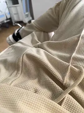 Snapshot of CrsCristi02 chatting on February 11, 12:54 pm CrsCristi02 online show from February 11, 12:54 pm