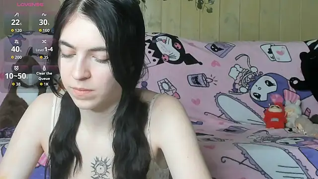 reze daisies online show from April 10, 8:19 am