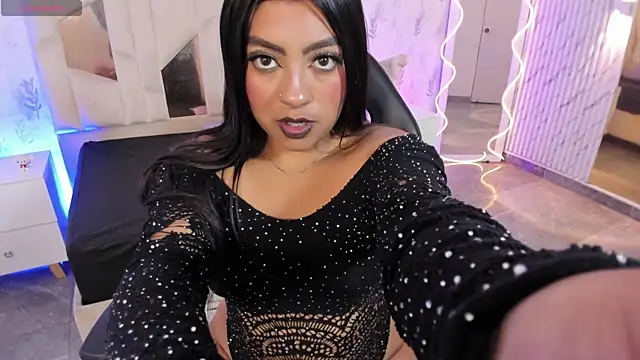 Snapshot of Laulin_tay chatting on June 2, 8:55 pm Laulin tay online show from June 2, 8:55 pm