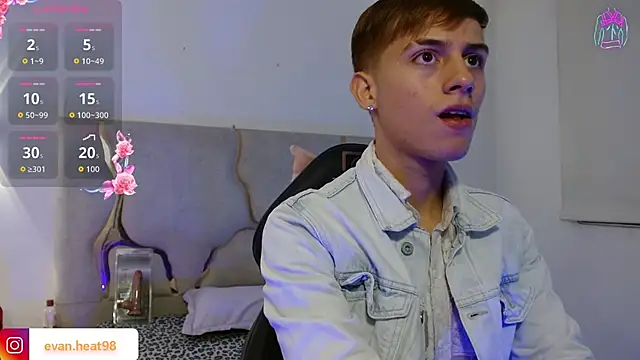 EVAN TAY online show from March 4, 3:12 am