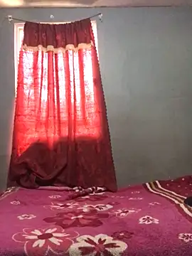 InstantPigweed online show from March 31, 7:36 pm