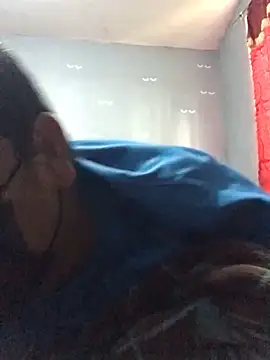 InstantPigweed online show from April 10, 10:47 pm